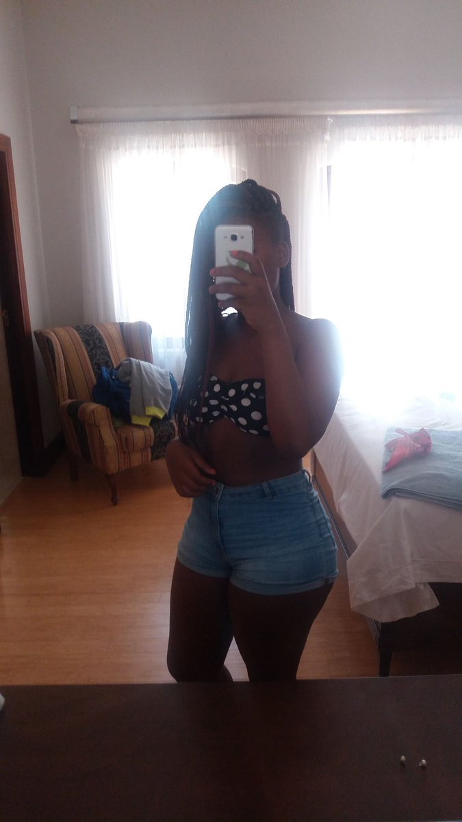 bontle_dimples's tweet photo. Take me back 😍😋💦. #LadiesWithFineLegs #Banyile #hermainem #LoveByCoco #PleaseRateMyPic 💃 https://t.co/dXFfeQiMNV