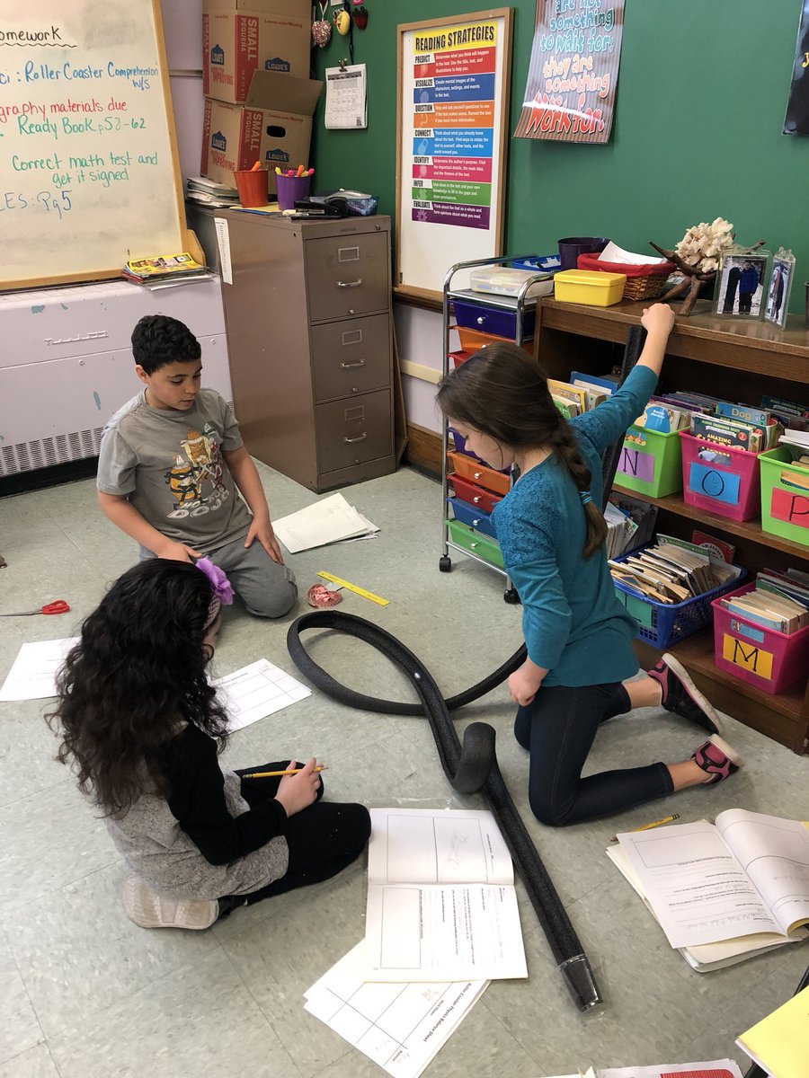 RosarioJami's tweet photo. STEM: Engineers are constructing roller coasters while working hard to stay within their budget.@OSchool4 https://t.co/AX1EahZtDW