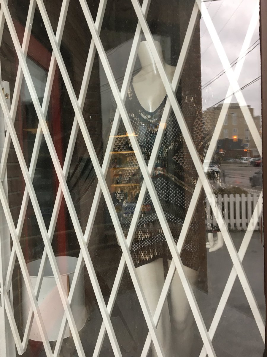 At least that’s what I THINK this new shop is doing. Am I close <a href="/TweetyValamode/">Valamode</a> ?