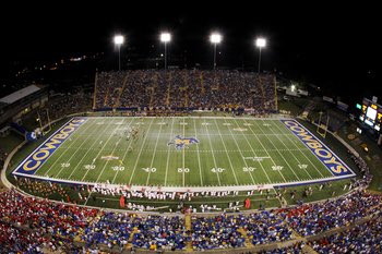 darwin_barlow's tweet photo. Extremely grateful and honored to receive an offer from McNeese State University!🔵⚪️ #TGBTG #Number21 #GoPokes #AGTG https://t.co/PCKaHuW0l2