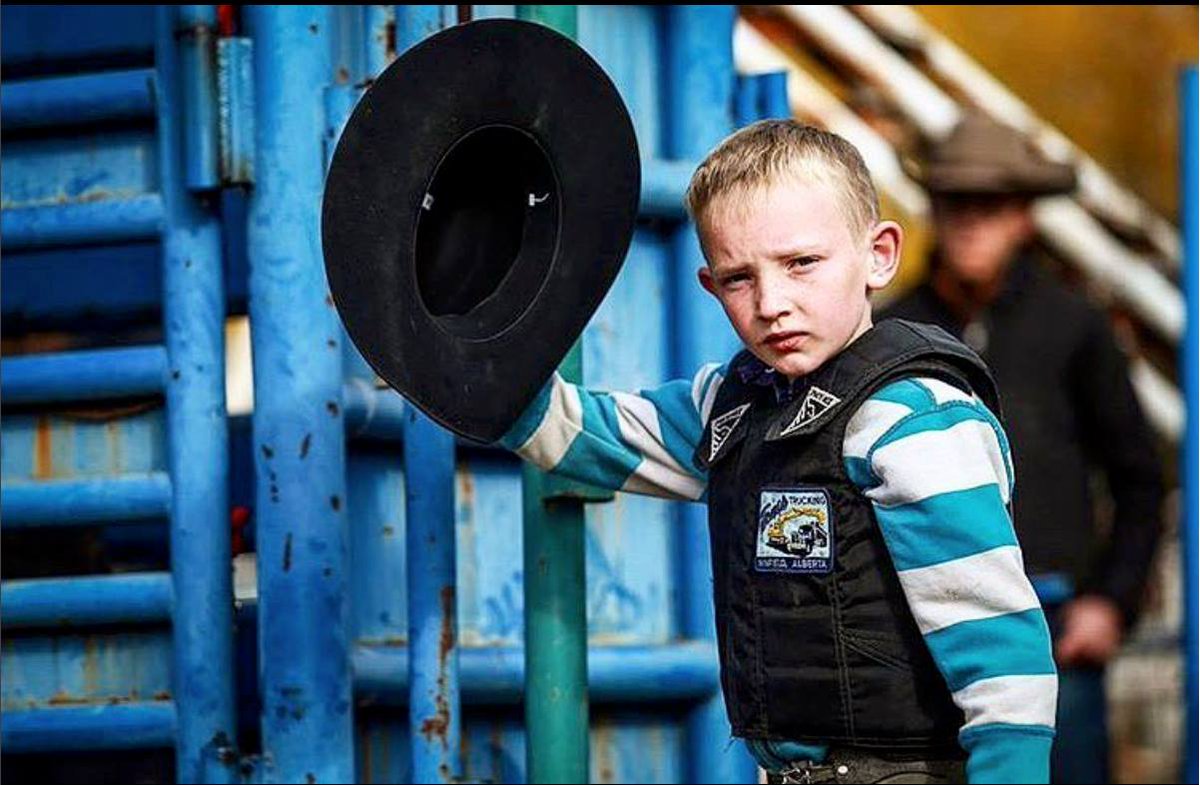 staring down the rest of your week like this into the weekend #grit #cowboy #bronc #rodeo #western #yougotthis #grit #determination  #liveyourdreams  #followyourpassion