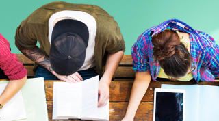 ScholarBound's tweet photo. 5 Tips For Scoring #College #Scholarships https://t.co/q9O49ZrBwO https://t.co/0VWI7Fq1YH