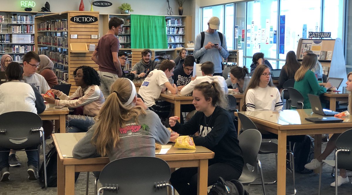 LSWLMC's tweet photo. Always a full house in the library for Titan Time. Who wouldn’t want to spend their extra time here? #whatwedo #r7reads https://t.co/fqDaOpM1G2