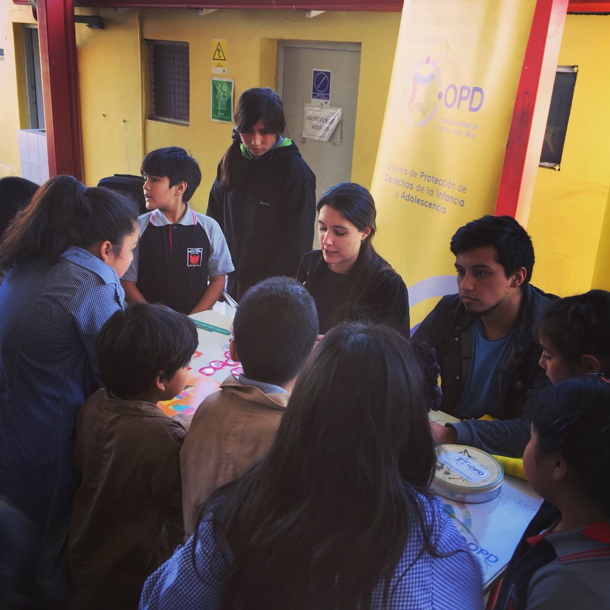 opdvinadelmar's tweet photo. Expozen: Feria de la Escuela Ministro Zenteno #derechosdelosniñosylasniñas https://t.co/UVxbv3kZhP