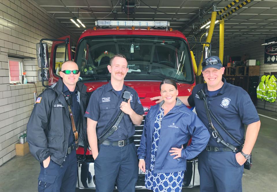 Special delivery for our friends and neighbors at <a href="/LexKYFire/">Lexington KY Fire</a> station #9 to show our appreciation! Participate in the #lexgiveback effort this week by doing something kind for your neighbor.  😊