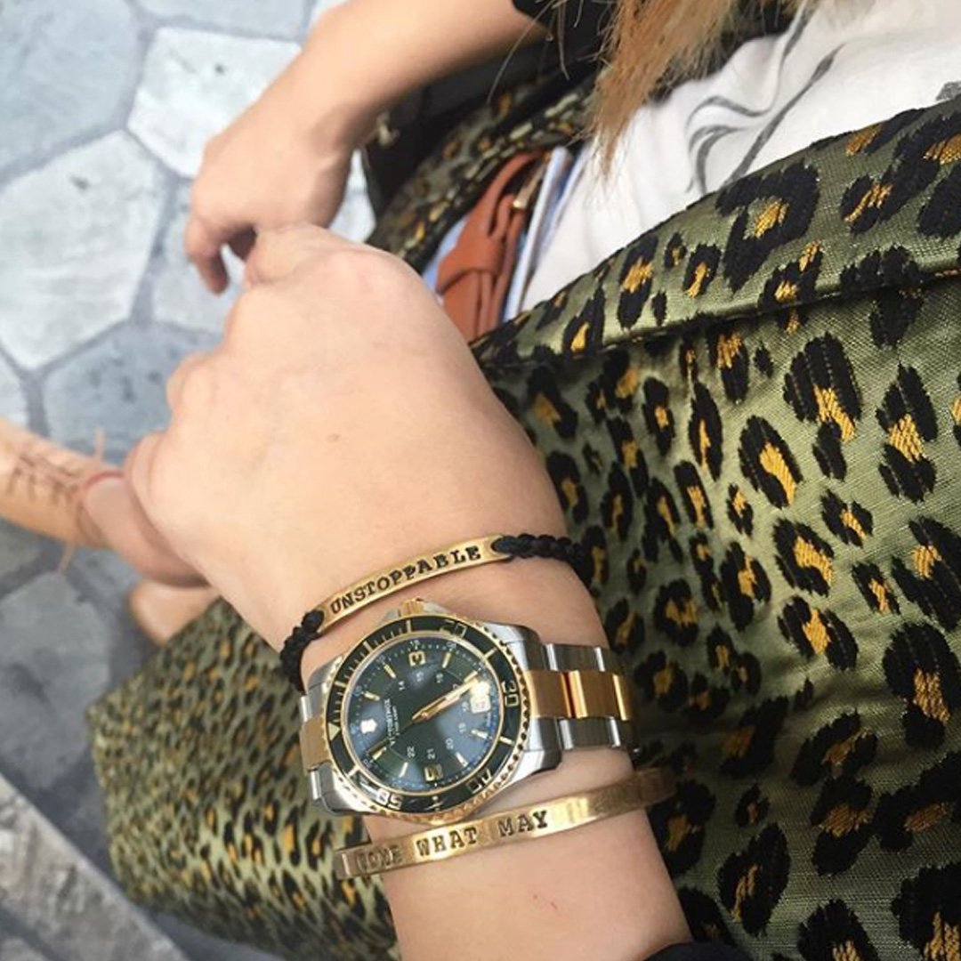 victorinoxmx's tweet photo. La mezcla perfecta entre elegancia y función, una de las característica que encontrarás en el reloj Maverick.
📷 por @sugaryfancies
Encuentra detalles técnicos aquí: https://t.co/rlQ3L1NmYE
#MyVictorinox #Maverick #MaverickWatch #LifeIsYourAdventure https://t.co/17X1kfTR7E