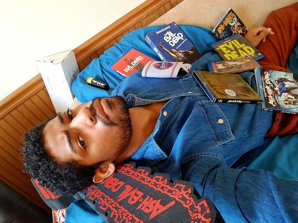 FinalGuyKris's tweet photo. Mr.Groovy 2018
@AshvsEvilDead @STARZ @STARZPR @GroovyBruce @fedalvar @jcolburnlevy @RealRaySantiago @ImDanaDeLorenzo @lindsayjfarris @RealLucyLawless @robtapert @SLSMakeup @PROFXNZ #EvilDead #AshvsEvilDead #Groovy #Groovalicious #Shemps https://t.co/Vg9gA85fWL