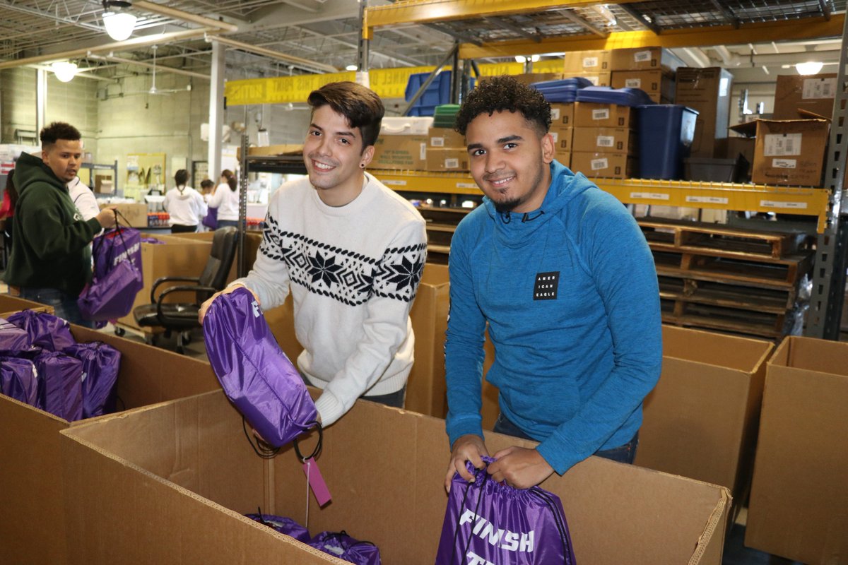 CCSU's tweet photo. This Friday #CCSU's Finish The Race invites 500 NB students to our campus to check out the college experience. Participants will also receive new pairs of shoes, gatorade + many other gifts - thank you to the @anagraceproject + all of our volunteers that help make this possible! https://t.co/x3G2gItzUd