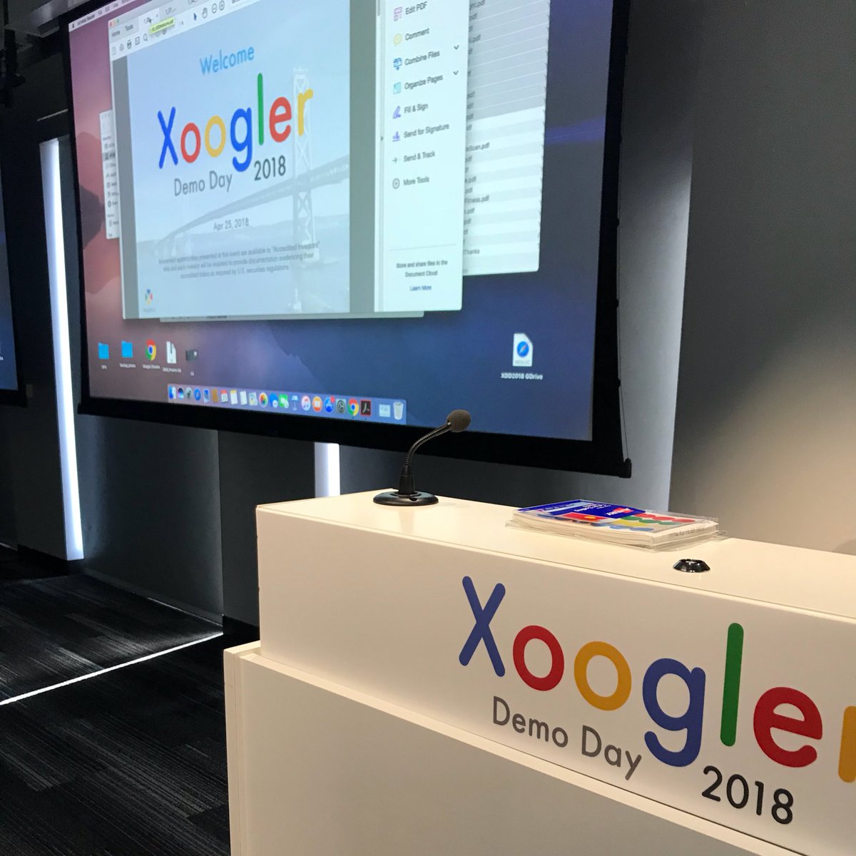 heymaslo's tweet photo. We're at the @google sf office for #xooglerdemoday. We just can't stay away from the free food. 🌭🍕🍔 https://t.co/0cacgaTBdo