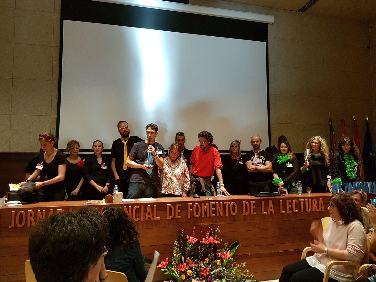 cfiebenavente's tweet photo. Ha llegado el final del Escape Book. Ha sido una experiencia mágica, divertida, colaborativa. Gracias a todos los profesores participantes, ha sido un inmenso placer. #leeresvivir #FLZAMORA18 @cfiezamora  @maiteroes https://t.co/LESe3mIMgS