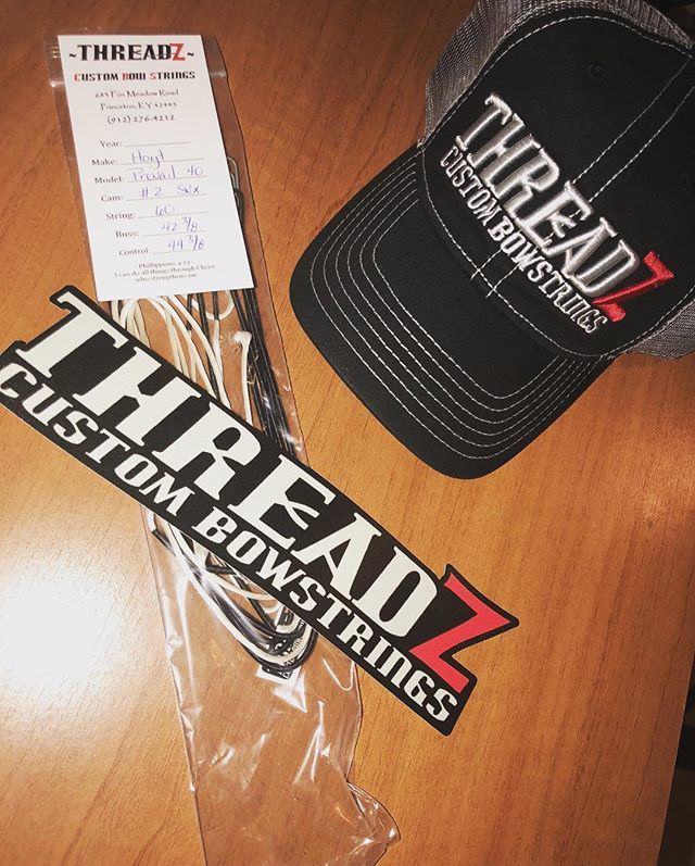 DimitriadisDio's tweet photo. New set of awesome quality strings for my beloved bow and a new hat ;) always trusting #threadzcustombowstrings most precious accessory of my bow https://t.co/UNWReGBEVJ