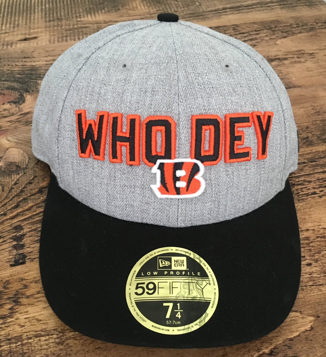 🚨 FLASH COMP! 🚨 Thanks to our friends @NFLShopEurope we have two <a href="/NewEraCap/">New Era Cap</a> #NFLDraft caps to give away! Make sure you 
🏈 RT this
🏈 Follow <a href="/NFL_Talk_UK/">NFL Talk UK</a> 
🏈 Follow @NFLShopEurope 
Giveaway closes at first pick so get in quick! #NFLUK