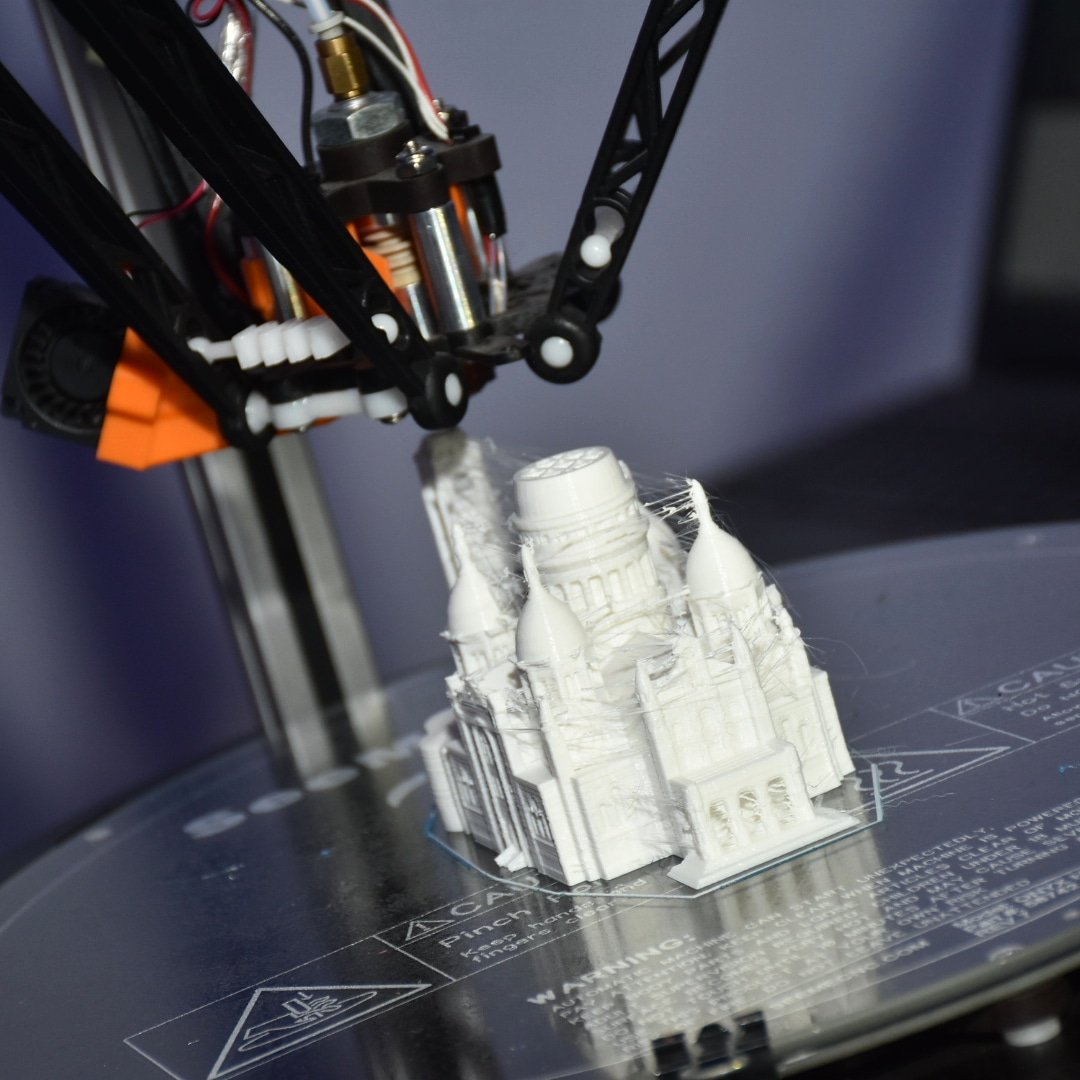 RepDigitalDO's tweet image. ¿Te imaginas esto? 🤓 ¡Tienes que verlo 😱! Con tan solo un botón tendrás tu proyecto 3D. #FILSD2018 #RepúblicaDigital #Tecnología #3d