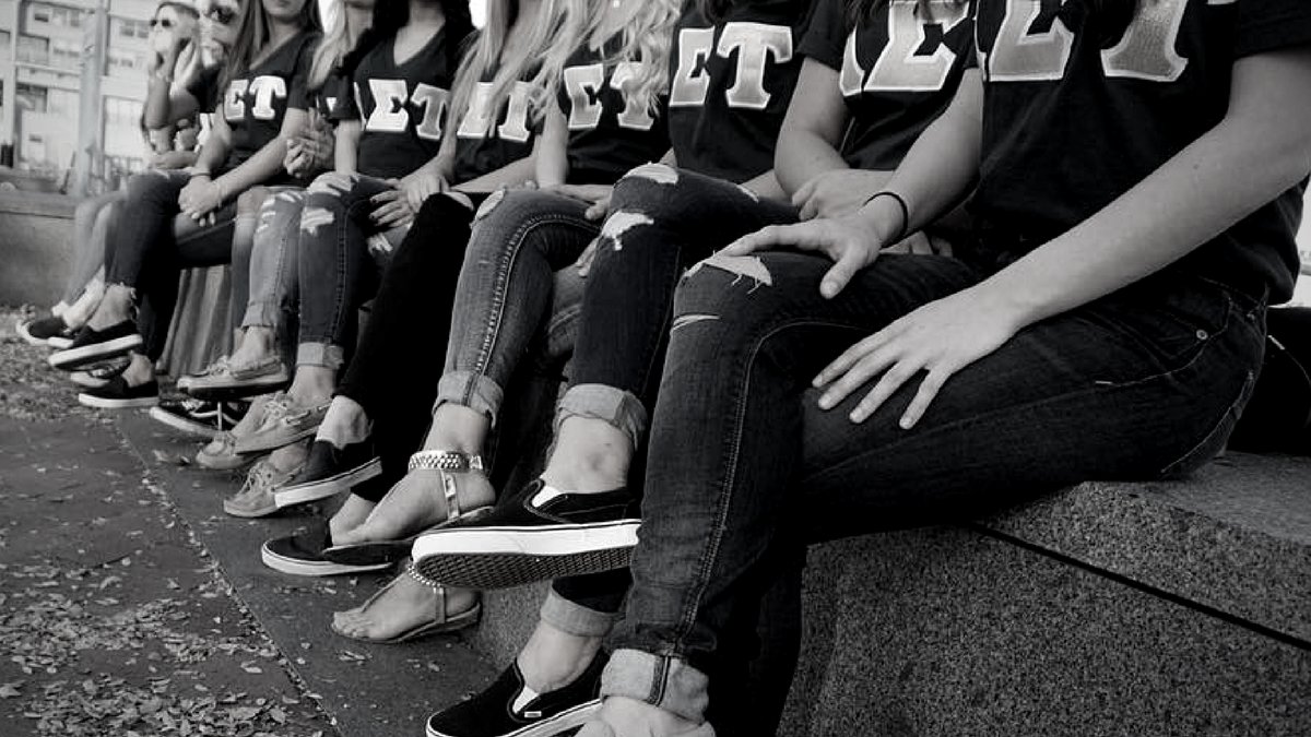 alphasigmatau's tweet photo. Someone's clothing choice is NEVER to blame for sexual violence.
#DenimDay #ASTSAAM #SAAM #endvictimblaming https://t.co/3f89XR2rbR