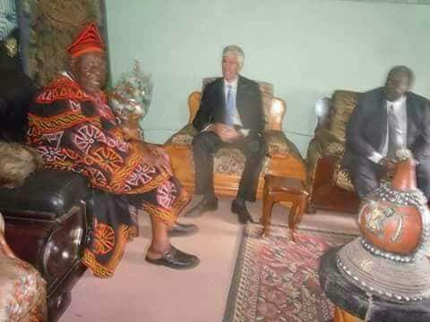 WestCameroons's tweet photo. Developing story! 
@USEmbYaounde ambassador, Peter Valerin visits Mankon palace today. We're getting reports that top on the agenda was the #SouthernCameroons conflict and the need for a negotiations
#FreeSisikuAyukTabe
#FreeMancho
#FreeAllArrested
#FreeSouthernCameroons https://t.co/KsSNqjXqvI