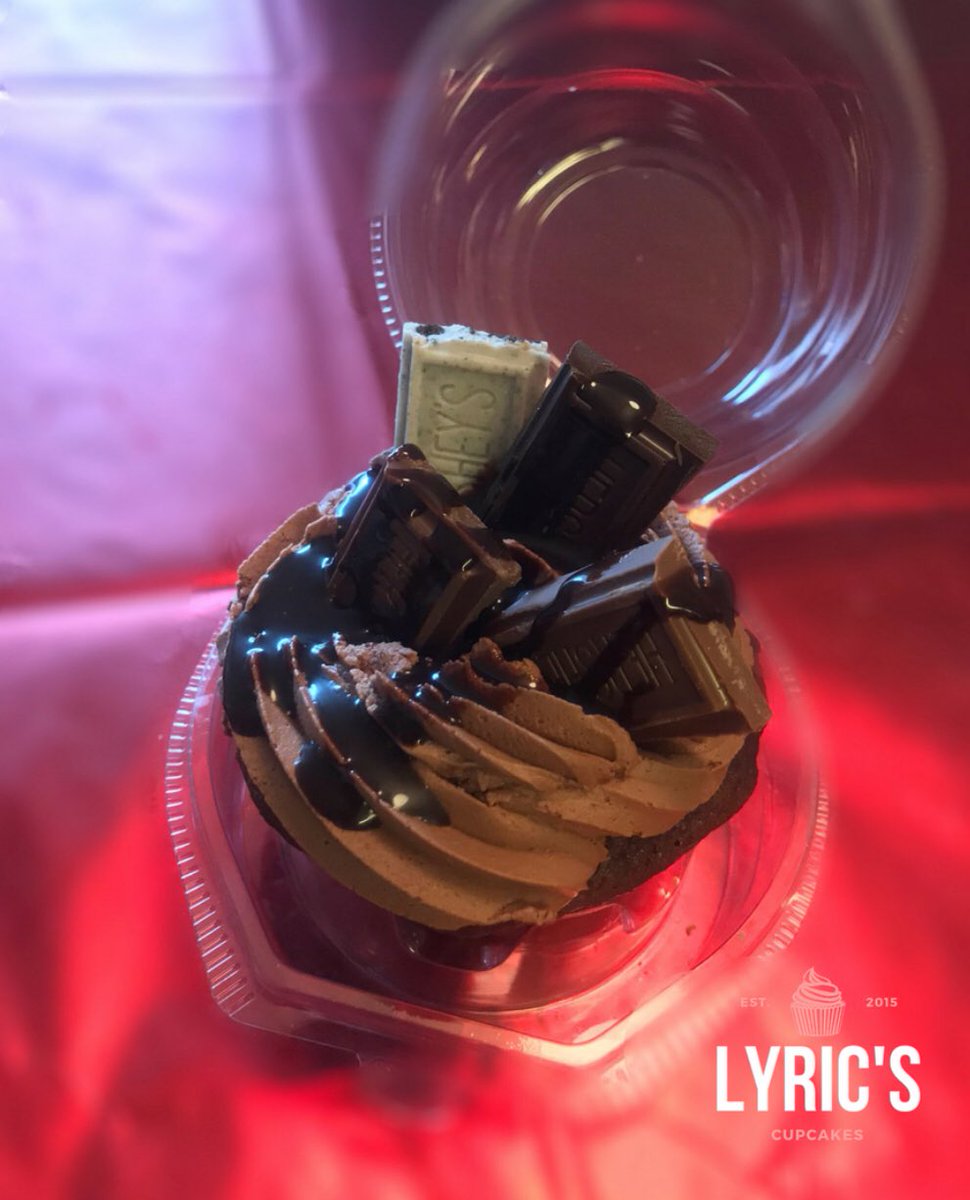 TheNetwork_KSU's tweet photo. ✨Lyric’s Cupcakes will at The Net Gala this Saturday. Come support her and the hard work that she has put on for her business @lyricsxcupcakes 🍰🍫🍨 #TheNetGala https://t.co/WuU1MBL4jz