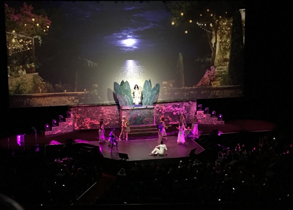 AMCTheatres's tweet photo. Holy finale! @cher on stage at #CinemaCon2018 singing ABBA’s Fernando https://t.co/EVRY83fF3Y