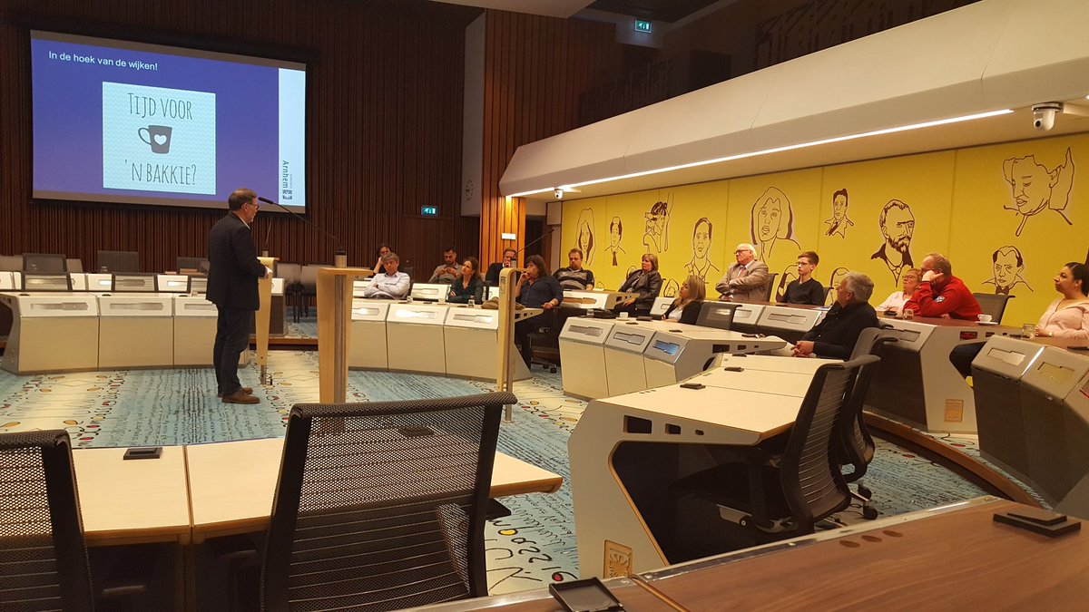 EricGreving's tweet image. Vanavond als nieuwe #raad026 ontmoeting met ambtelijke organisatie gemeente #Arnhem. Mooi om te zien waar iedereen mee bezig is.