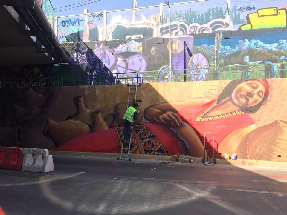 corpo_quilicura's tweet photo. [AVANCE] Queda poquito... muy poquito 🤗

¿Viste como ha avanzado el Mural de #LoMarcoleta? 😃

Orgullosos de nuestros 10 artistas quilicuranos, voluntarios y "Mono" González que están realizando el muro más grande de Chile 👏👏👏

#MuralQuilicura #MuralLoMarcoleta #Quilicura https://t.co/3ITu856iQn
