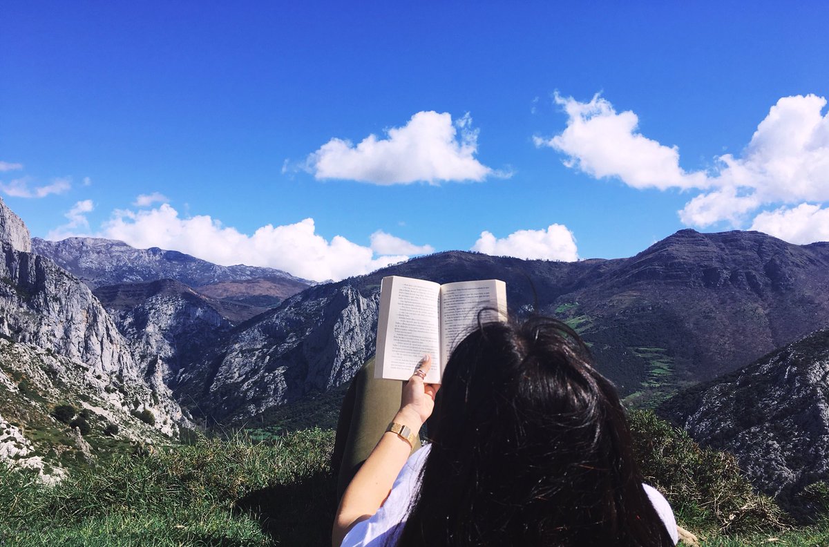 lauramdalonso's tweet photo. #SemanaDeLaLectura 📚❣️ https://t.co/ERJduBkvBZ