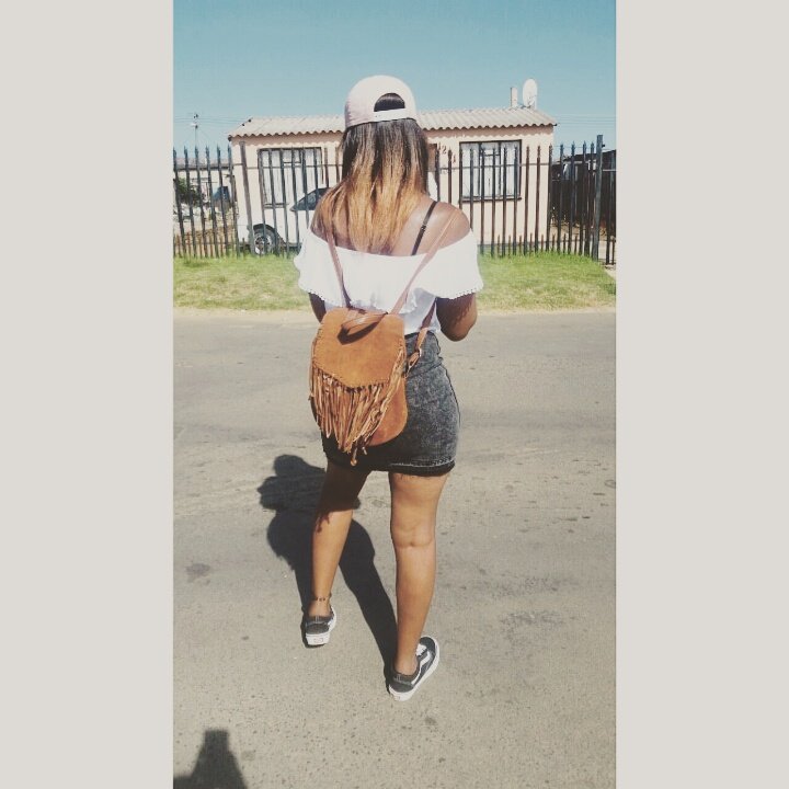 Luthand16415158's tweet photo. #PleaseRateMyPic
🍯🌻 https://t.co/ExFgUXuJNc