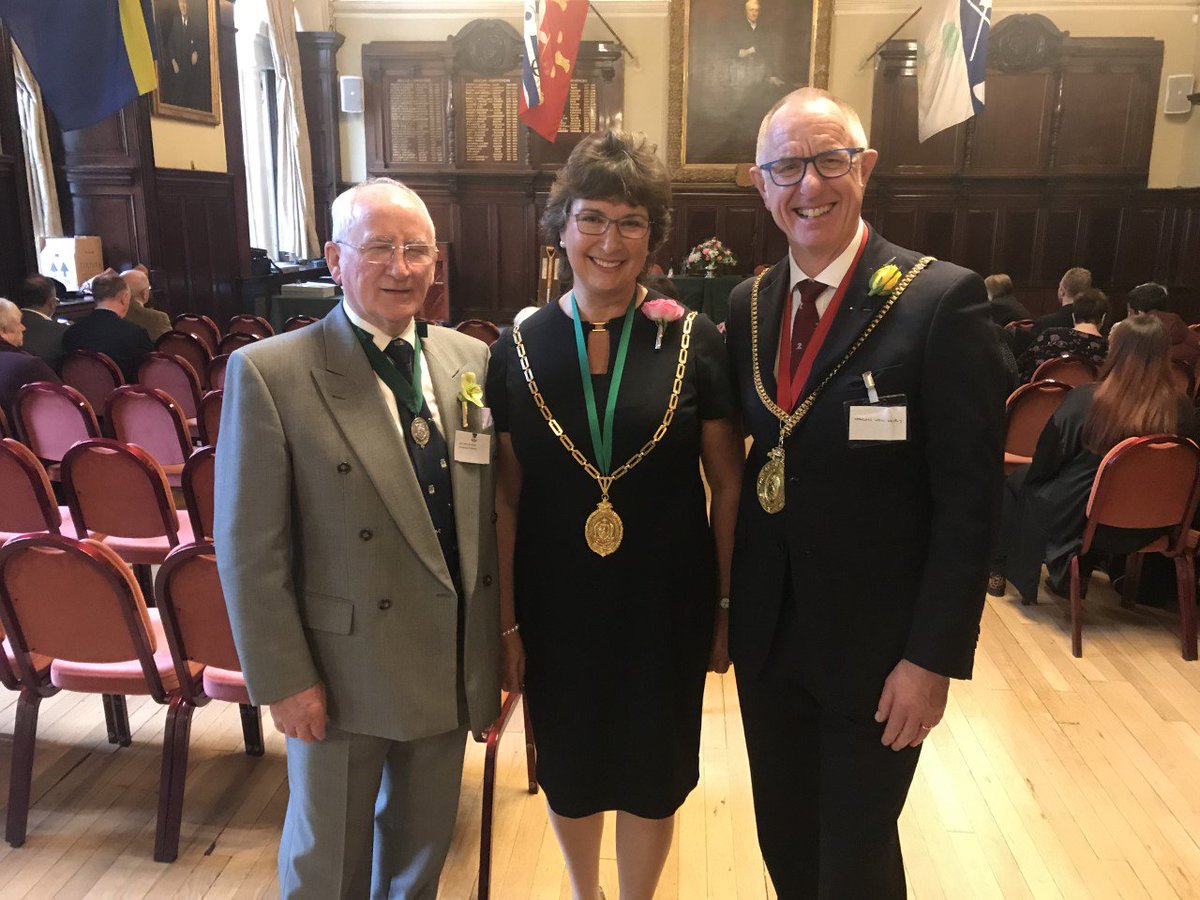 Deacon Kenny at the Let Glasgow Flourish awards hosted by Deacon Pauline Bell of the Gardeners. This year's winner La Bonne Auberge.
