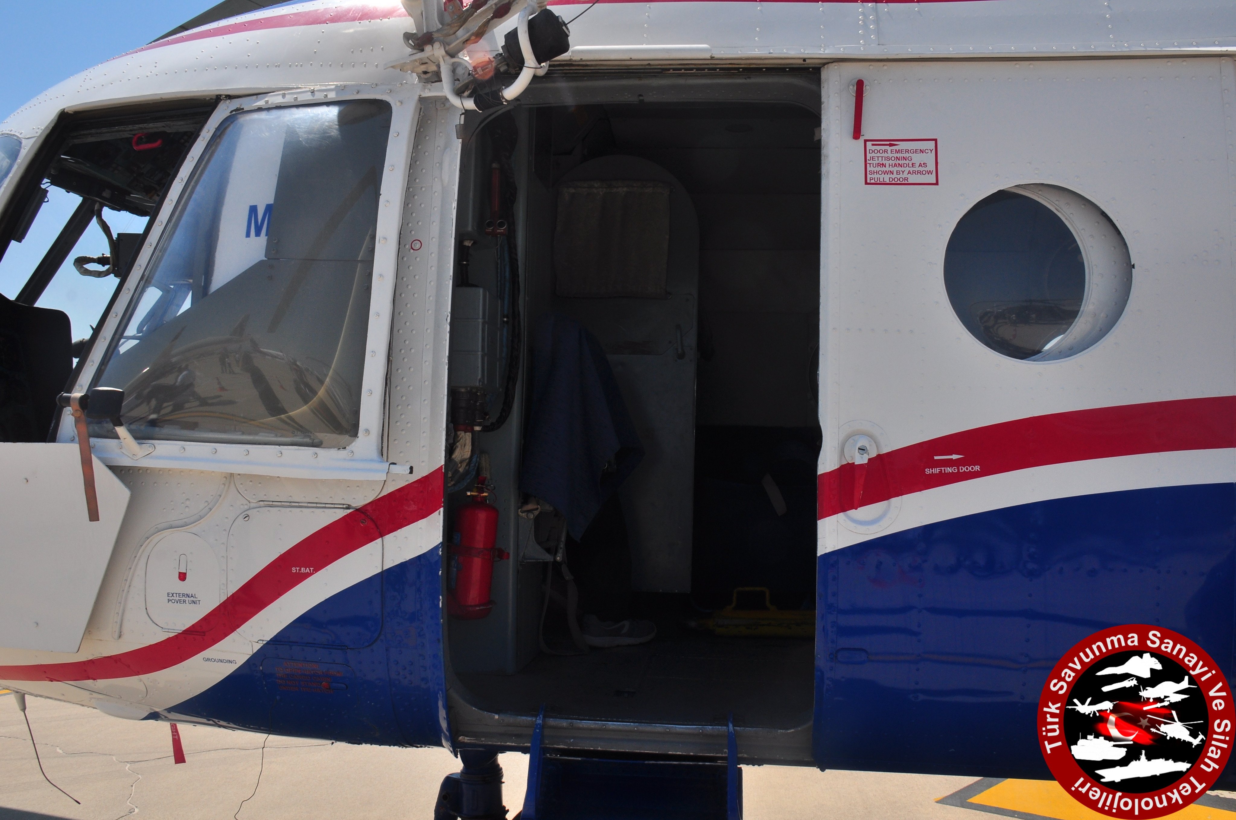 Dbpn_B4WsAA4hQc?format=jpg&name=4096x4096