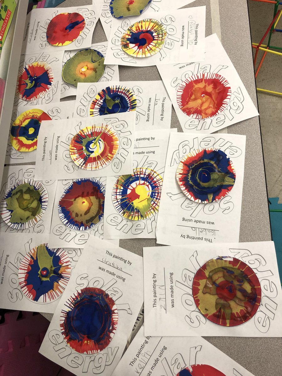 MsTaitsClass's tweet image. Superhero day. Science workshop on Enery. Build your own playground. Boys vs Girls Thick or Thin ❓ game. And it’s only Wednesday! #awesomeweek #packitin #funinone