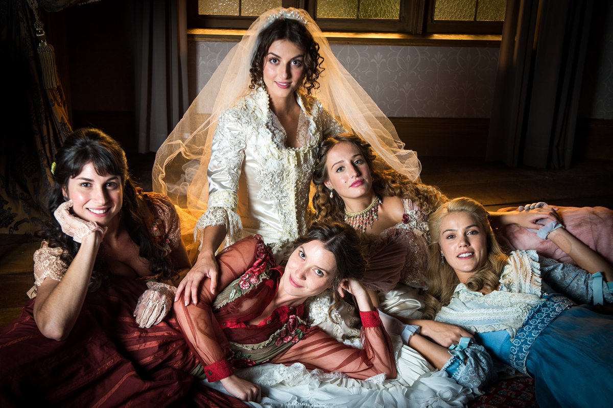 tvglobo's tweet image. E assim surgiu o #diadanoiva! 👰💚 #OrgulhoEPaixão
