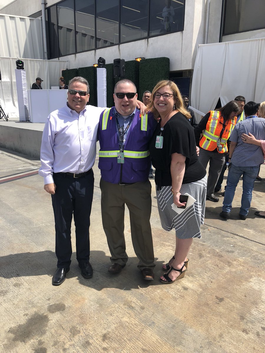 Lori Augustine tweet media