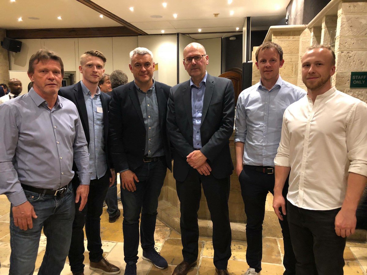 Leadership in sport and business with <a href="/VdBGert/">Gert Vande Broek</a> (coach <a href="/BelYellowTigers/">BelgianYellowTigers</a> ) and Bart De Smet (CEO <a href="/AgeasGroup/">Ageas Group</a> ) #getupandover