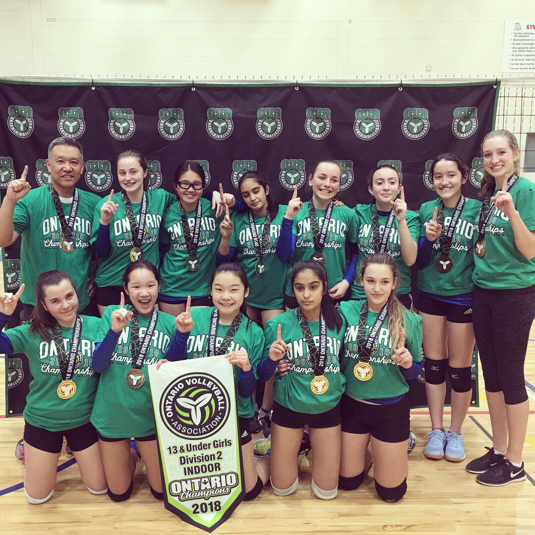 Congratulations to the 13U Girls for wining GOLD in the OVA Ontario Championships D2 T1 #oakvillethunder #goldmedal 
Went 9-0 in 3 day