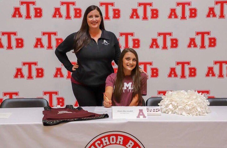 alexis_abu's tweet photo. I am so excited to announce my commitment to further my education @almacollege ! I have signed to compete with @almadanceteam and I plan to triple major in business, dance, and psychology as well as performing with the alma college dance company👯‍♀️ #AlmaScots #ADT #SigningDay https://t.co/qDj0b2Faas