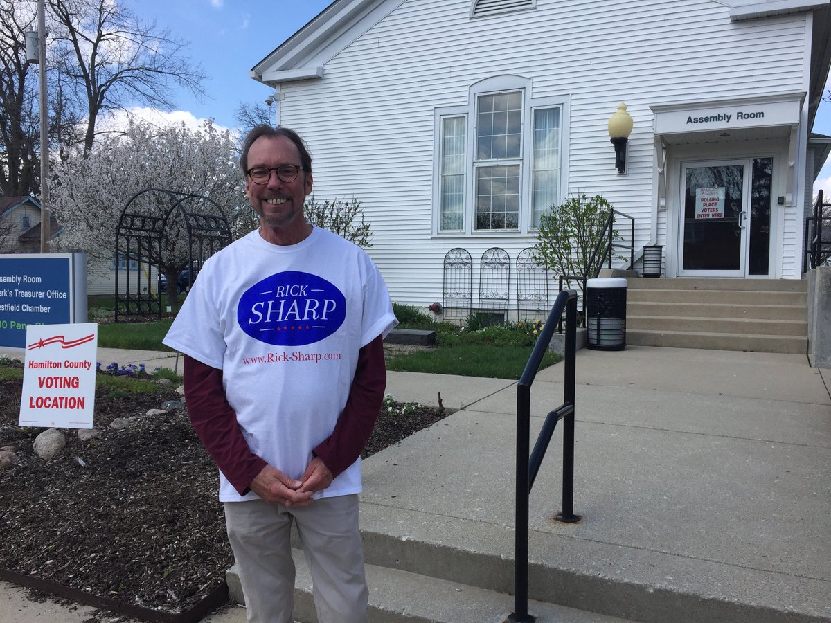 rickincarmel's tweet photo. Out greeting early voters in Westfield https://t.co/jSd98L6Z9p