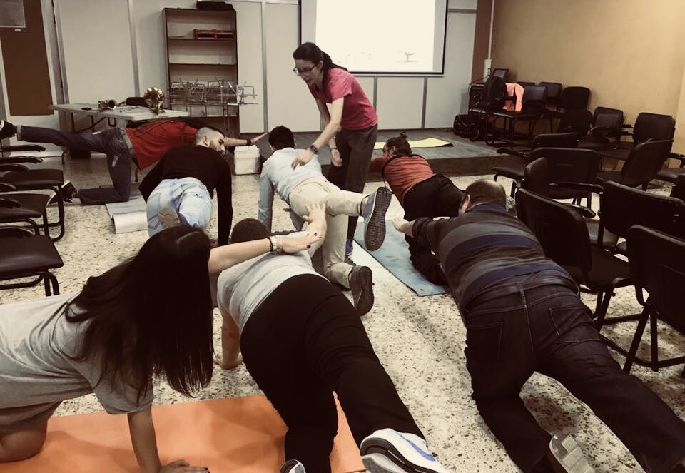 giepafs's tweet photo. 📢 La Dra. @clara_110 realizó una charla 🗣con la #BandadeMusicaNaquera #lesiones #lesionesmusicos #Musica 🎶 https://t.co/MBccZZpIVy