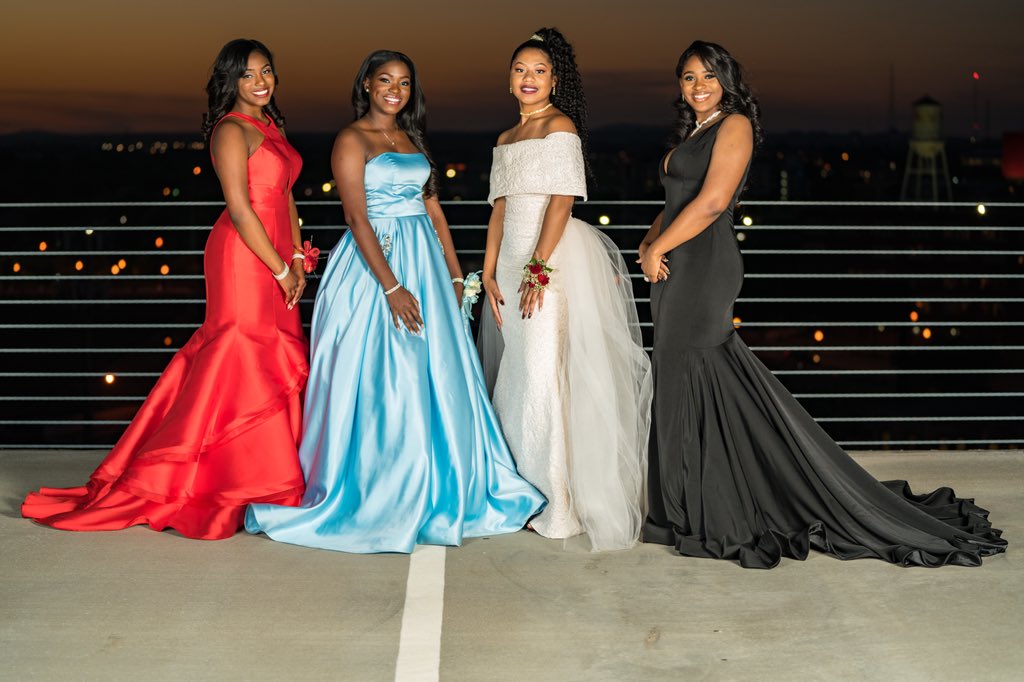 saychphotos's tweet photo. @kensieeeeee_ @megaton_h @nia_louisee @bigdaddy___tee and @JusticeBell3 @_kingnas3 @Hav0c7 @DonManuel27 - I am honored.
===
#prom2018 #deepseadrip #atlanta #bridgeunderwater #prom #atlantateen #atlprom #seathedrip #queensofprom @queensofprom #promszn https://t.co/xwAZPrgdb2