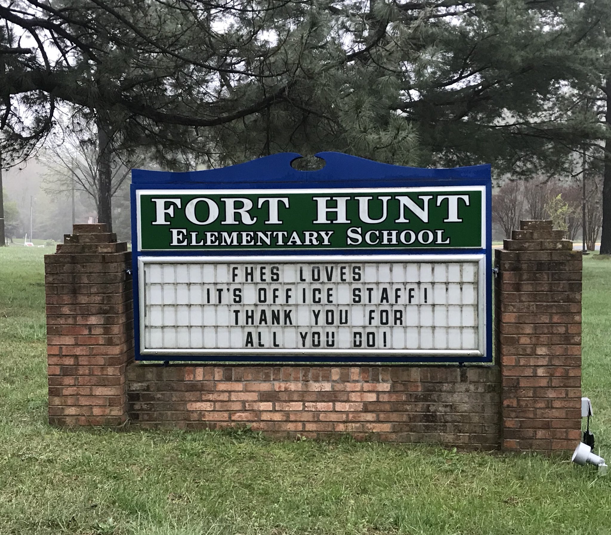 Fort Hunt Elementary on Twitter "It may be gray outside, but it is