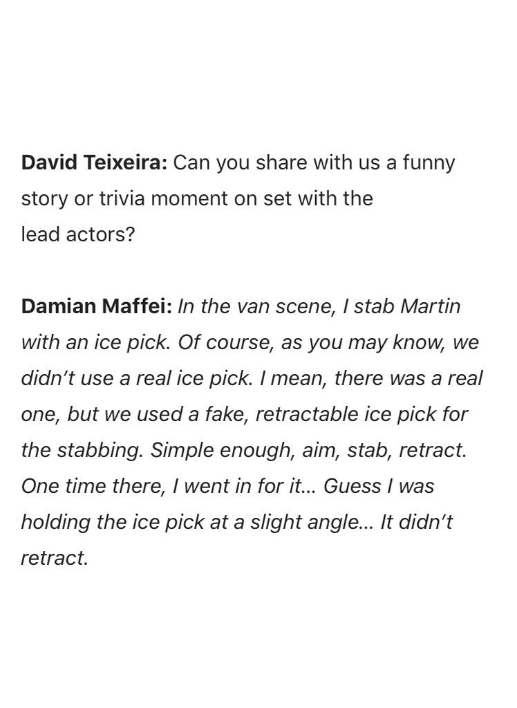 HendersonSource's tweet image. 🎬 | Damian Maffei aka The Man In The Mask recalls that time he accidentally jabbed Martin in the chest while they were filming The Strangers: Prey At Night 😱

decaymag.com/featured/damia…