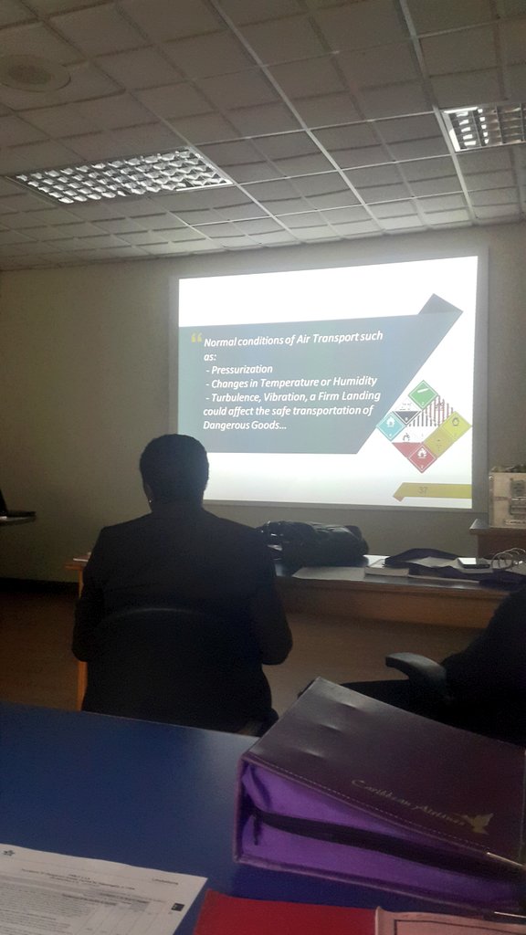 tami_j16's tweet image. #trainingweek #crewlife ✈