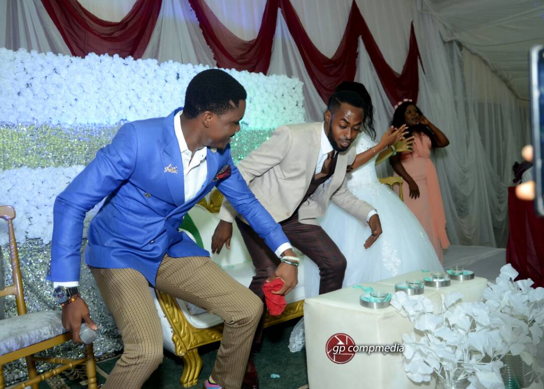 aridunnu4Events's tweet photo. TeamAridunnu is your entertaining live band for all kinds of events . It's more than music . Our aim is making clients and their guests happy with varied entertainment. 
Contact +2348068890805 https://t.co/utdSuN9hiW