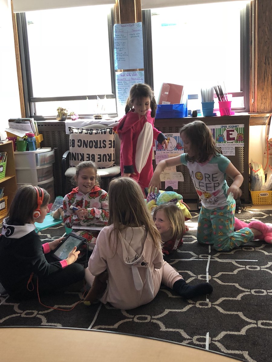 MrsTobinTweets's tweet photo. PJ Party in progress! https://t.co/mwLnbOORv3