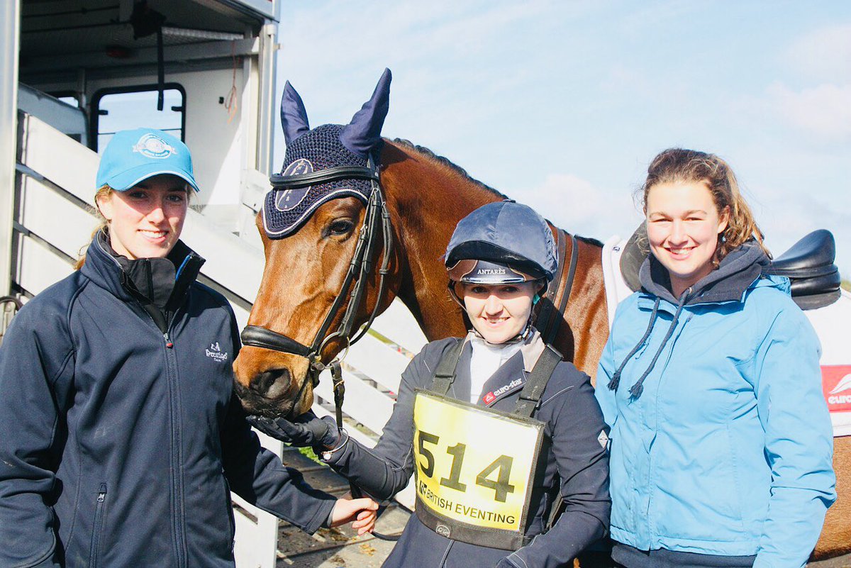 hollyWoodhead2's tweet photo. A very wet day @AstonEqC but amazing effort thank u. Really pleased with how they all went a few mistakes but there all learning. It was Posh spice (emotion) stole the show with her 2nd event and 2nd WIN 😁❤️gd day to introduce our new team member Kate from NZ 🌟 https://t.co/OBFCWMaoig