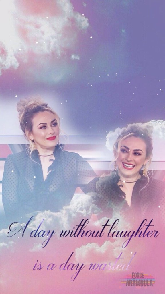 Force_Arambula's tweet photo. Porque tú sonrisa ilumina nuestros días• Que tengas un bellísimo dia! Te amamos💕 @aracelyarambula https://t.co/ea5OxEIE8F