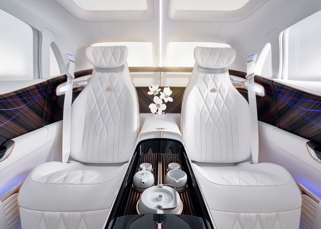 WheelsHD's tweet photo. It's called a double M. You know what that means? A car where you can relax and make all varieties of tea. 
Sit back and enjoy the ambience of the Mercedes Maybach concept SUV https://t.co/VMn71P448z