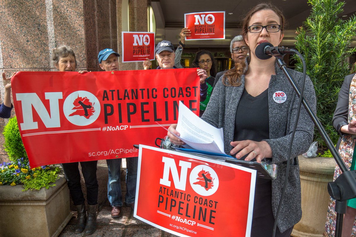 HansleyCaroline's tweet photo. Best of @BankofAmerica protest photos at shareholder meeting (part 2). In #Charlotte today activists demanded the bank #DefundACP and #DefundMVP. Rev Lee, Rev. Williamson, Dr. Taber, and Marvin. #NoACP https://t.co/9VEqN0OwFf