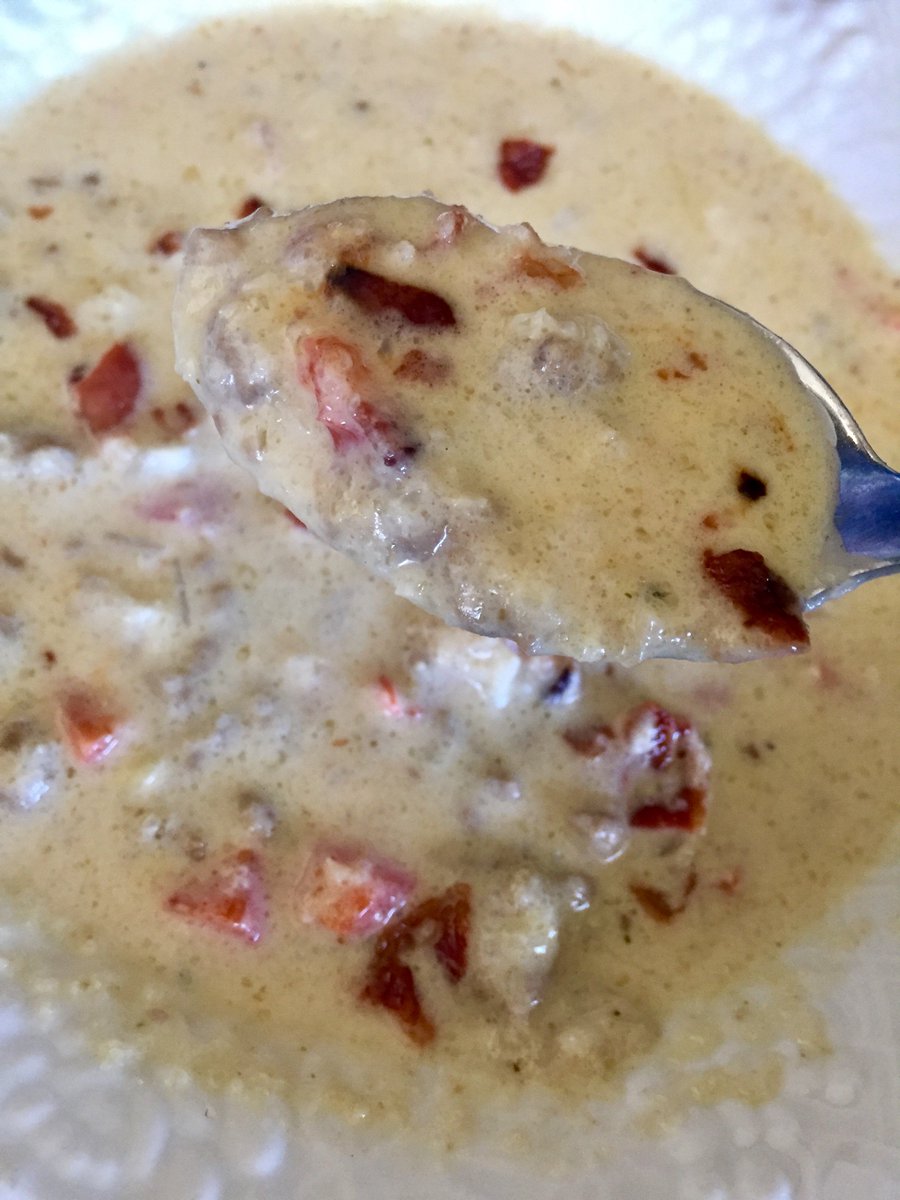 OnwesthoffRanch's tweet photo. Keto Bacon Cheeseburger Cauliflower Chowder
Glutenfree &amp; Ketofied!
https://t.co/RS8NseGD7X https://t.co/jnU1qasgRe