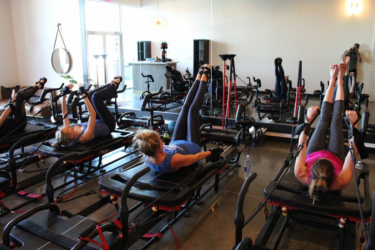 TheBodyLabAZ's tweet photo. Teamwork makes the dream work!
#TheBodyLabAZ #LagreeFitness https://t.co/AER4xGPMEK