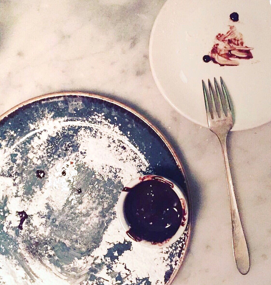 EliteCafeSF's tweet photo. #beignet aftermath // ready for round two? #elitecafesf https://t.co/ZaVJTGbnbD