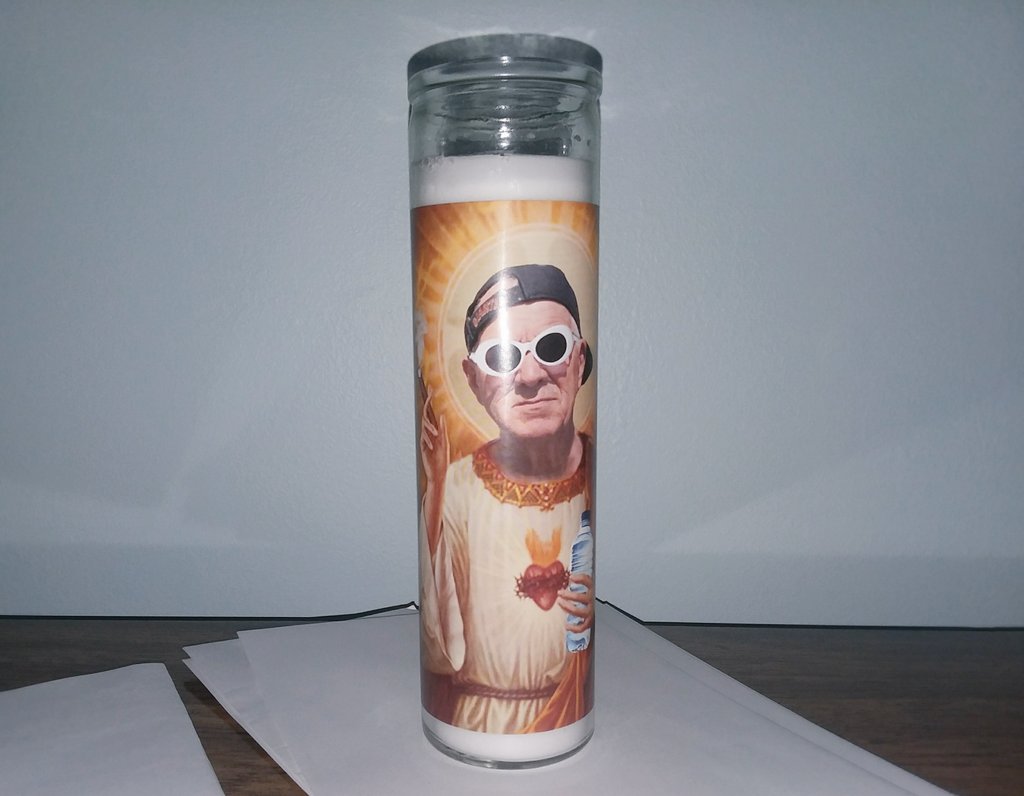 hondadeal4vets's tweet image. Giving away this candle to a random follower retweet to enter