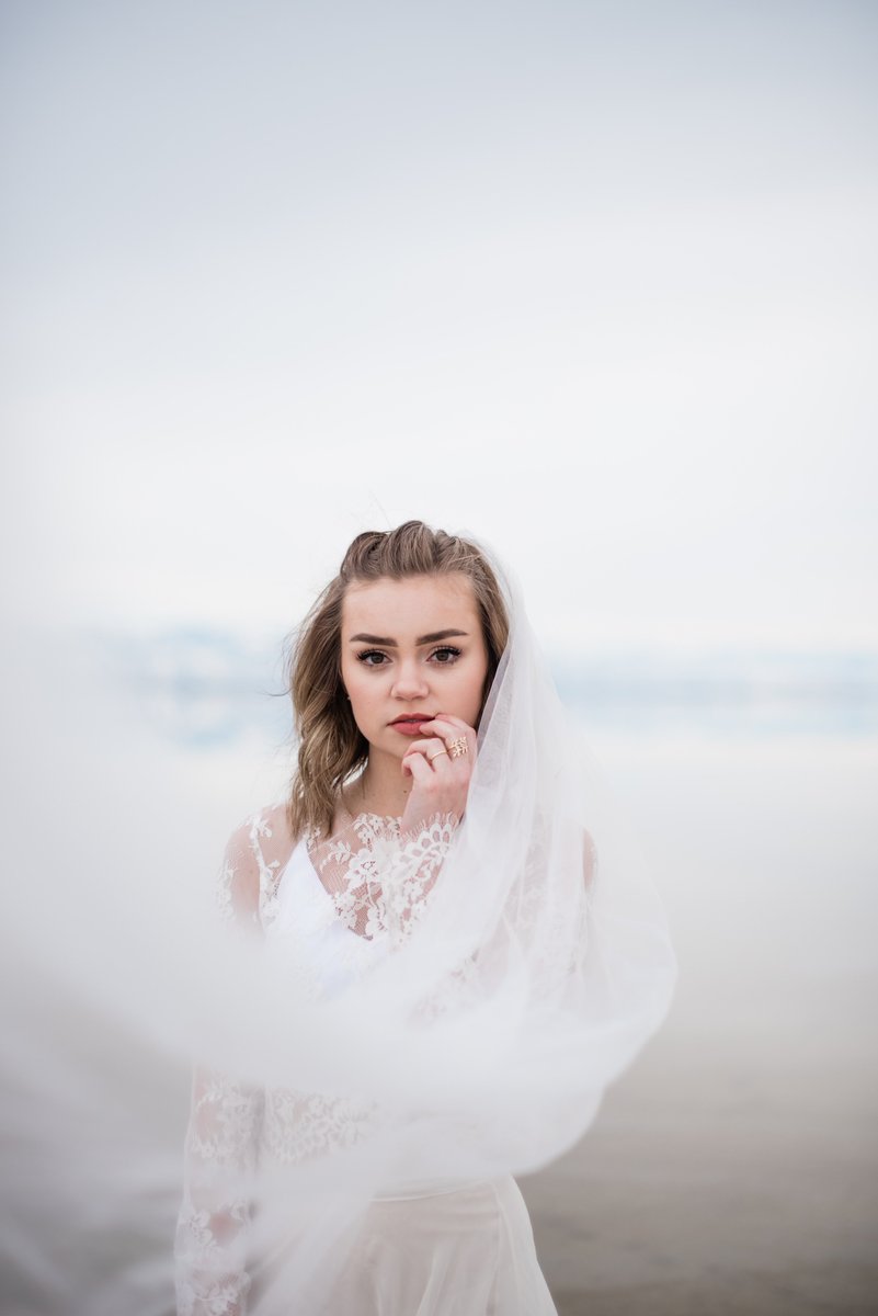 gypsybrides's tweet photo. New blog post "Rocks, Lakes, and Mountains" is up now!! https://t.co/RLEhtKY0LO 

Photographer: Brynlee Paige 
Model: Emma Nelson https://t.co/dw227tVodz